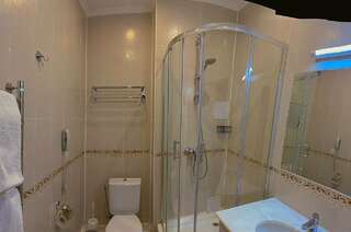 Гостиница Европа Ростов-на-Дону Большой семейный номер-5